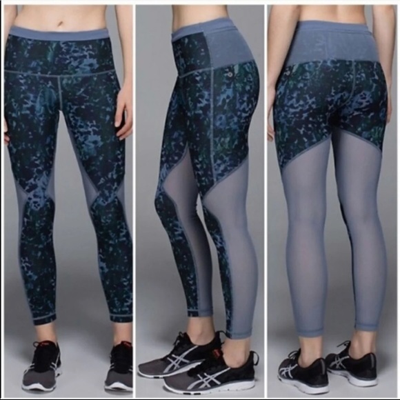lululemon athletica Pants - Lululemon Running In The City Blue Mesh Panels 7/8 Workout Leggings